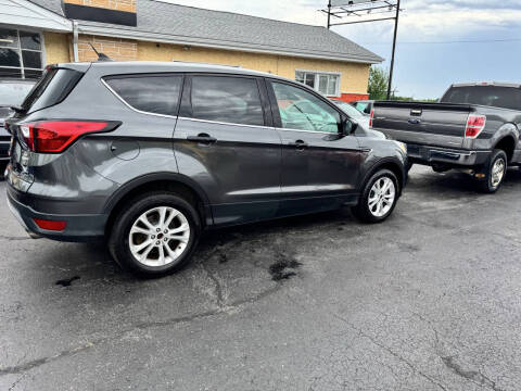 2019 Ford Escape SE