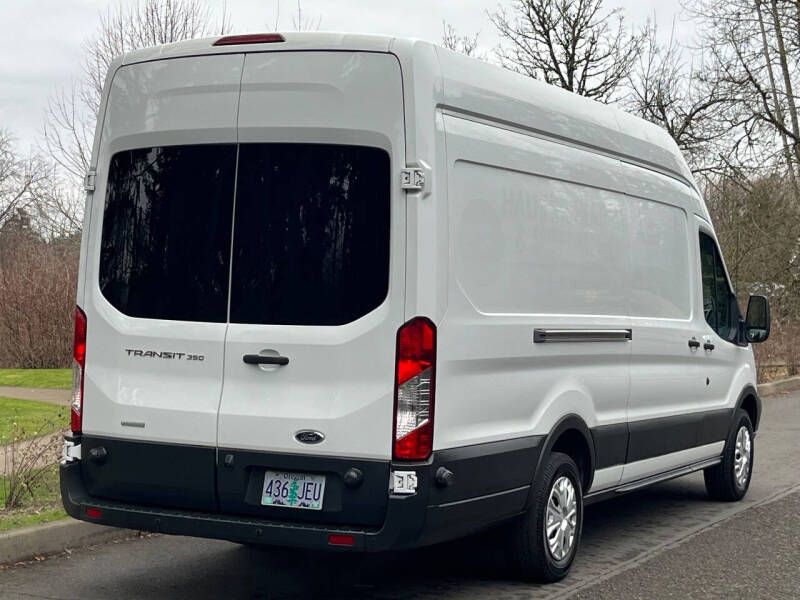 2016 Ford Transit for sale at CLEAR CHOICE AUTOMOTIVE in Milwaukie OR