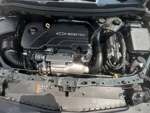 2017 Chevrolet Cruze LT Auto