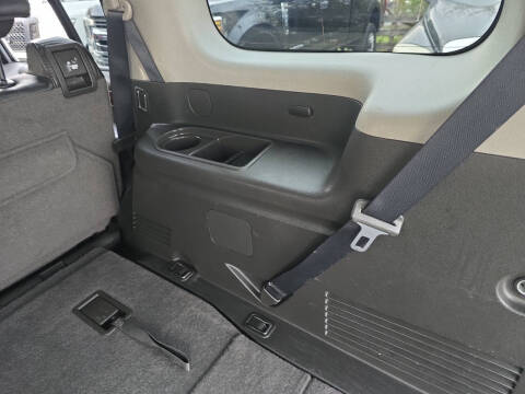 2011 Nissan Pathfinder LE