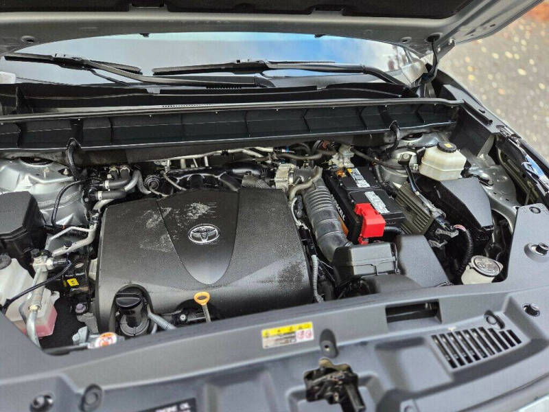 2020 Toyota Highlander L