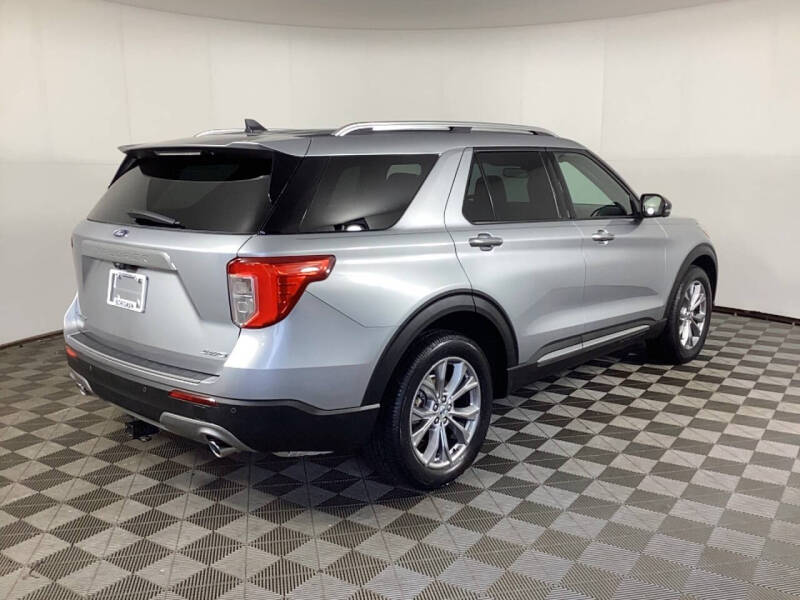 Used 2022 Ford Explorer Limited with VIN 1FMSK8FH4NGB82892 for sale in Grandville, MI