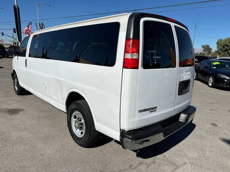 2013 Chevrolet Express LT 3500