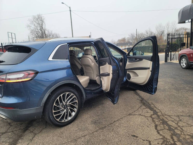 2019 Lincoln Nautilus Reserve