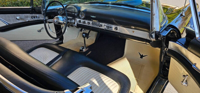 1955 Ford Thunderbird