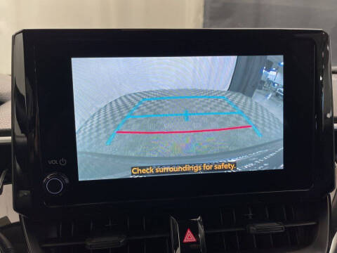 2025 Toyota Corolla Cross LE