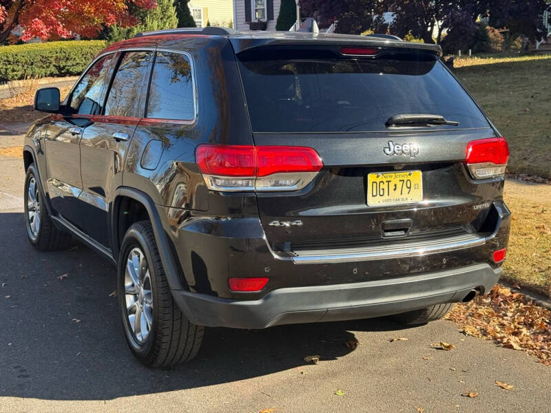 2015 Jeep Grand Cherokee Limited photo 3