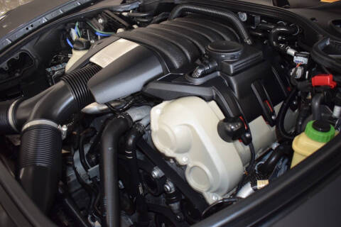 2016 Porsche Panamera Edition