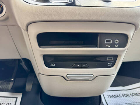 2017 Chrysler Pacifica Touring-L Plus