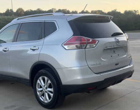 2015 Nissan Rogue SV