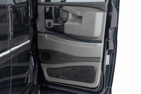 2017 Chevrolet Express 2500