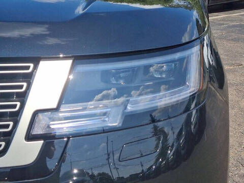 2025 Land Rover Range Rover P530 SE