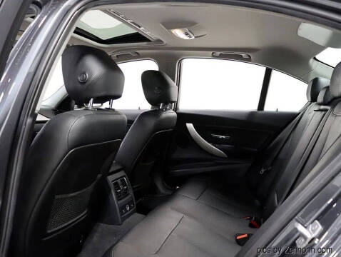 2017 BMW 3 Series 320i xDrive