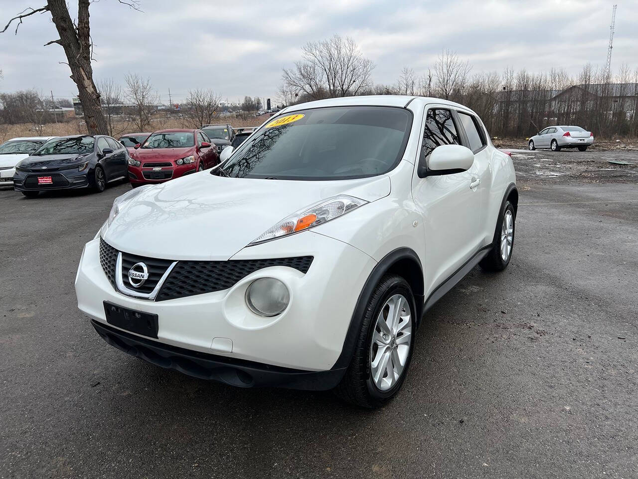 2013 Nissan JUKE S 4dr Crossover's photo