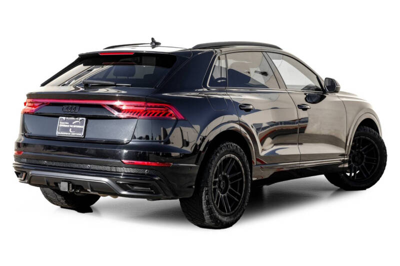 2019 Audi Q8 quattro Prestige 55 TFSI
