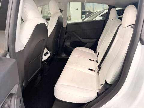 2024 Tesla Model Y Performance