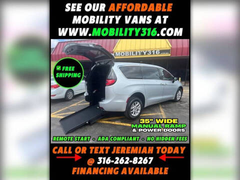 2024 Chrysler Pacifica Touring