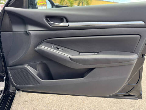 2022 Nissan Altima 2.5 SV