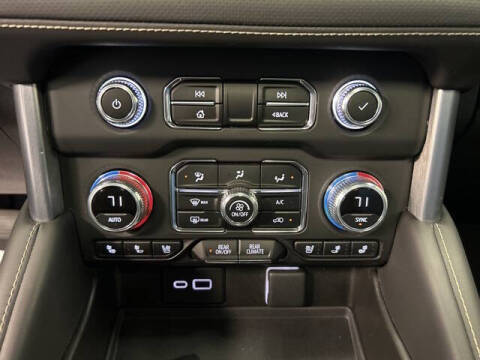 2023 GMC Yukon XL SLT