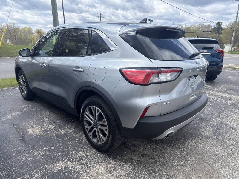 2022 Ford Escape SEL