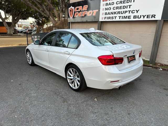 2018 BMW 3 Series 320i xDrive