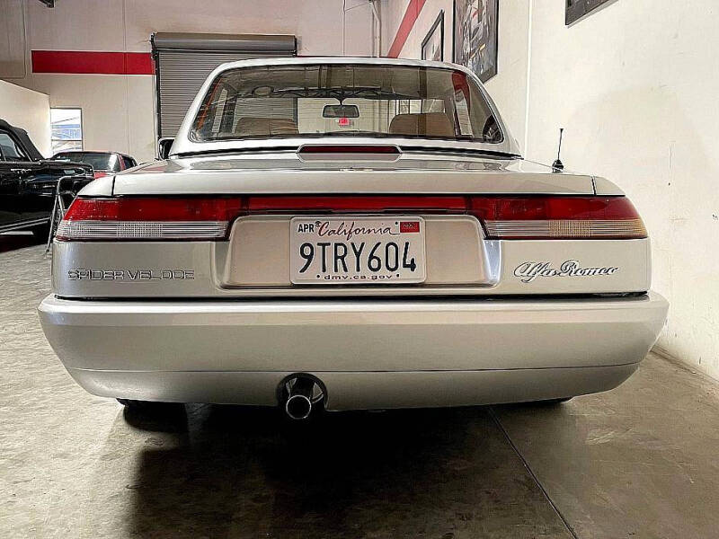 1991 Alfa Romeo Spider Veloce