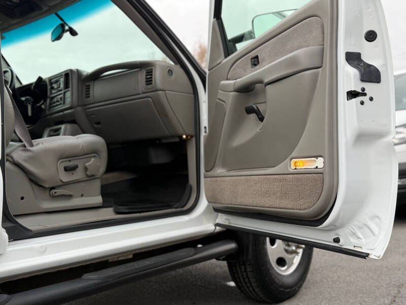 2002 Chevrolet Silverado 3500 LS