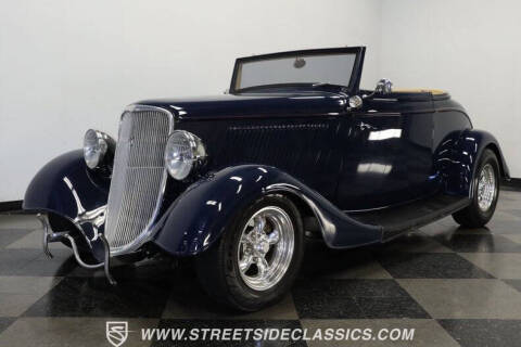 1933 Ford Cabriolet