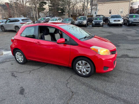 2012 Toyota Yaris 3-Door L