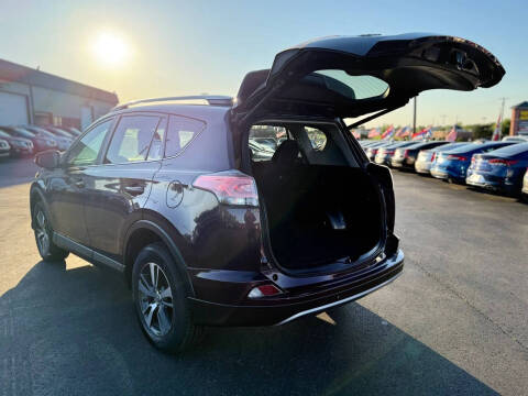 2017 Toyota RAV4 XLE