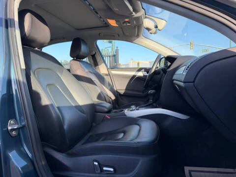 2015 Audi A4 2.0T quattro Premium Plus