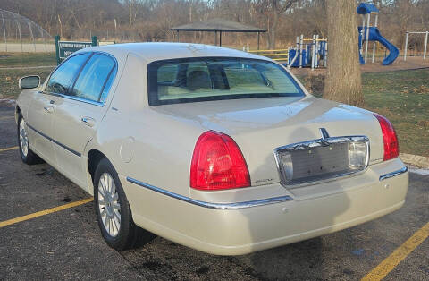 2004 Lincoln Town Car Ultimate