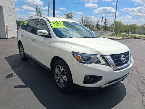 2019 Nissan Pathfinder SL