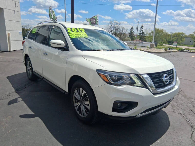 2019 Nissan Pathfinder SL