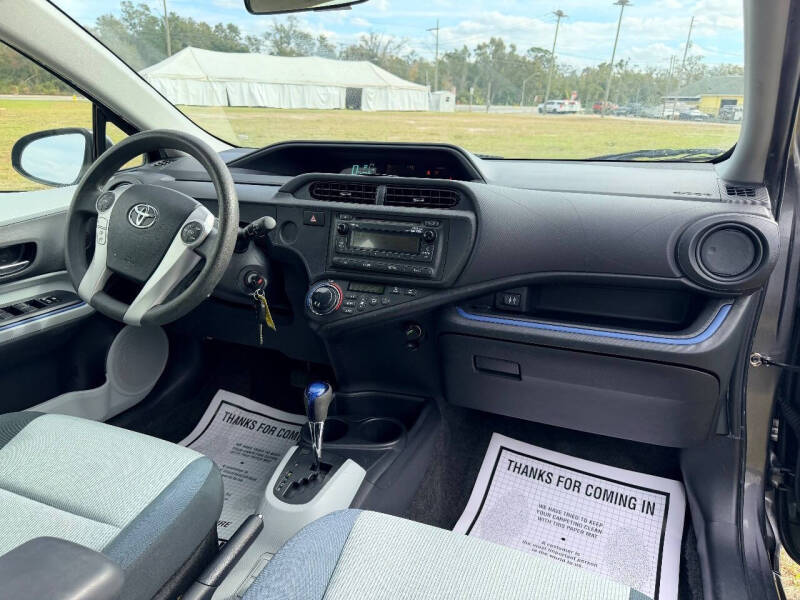 2013 Toyota Prius c Three