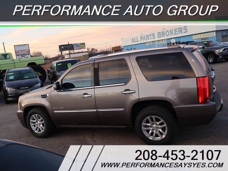 2013 Cadillac Escalade Platinum Edition