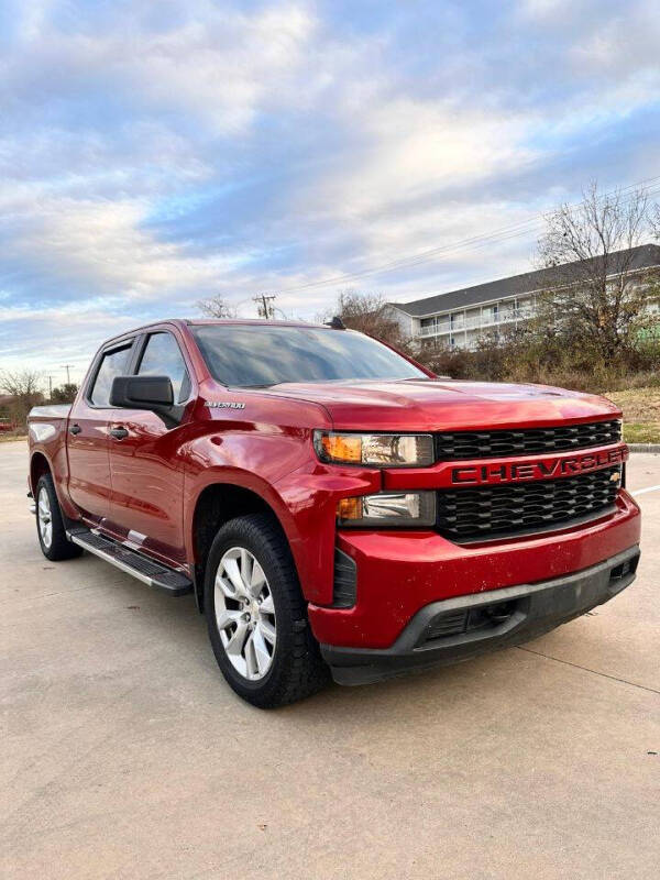 Used 2019 Chevrolet Silverado 1500 Custom with VIN 3GCPYBEH6KG187504 for sale in Lewisville, TX