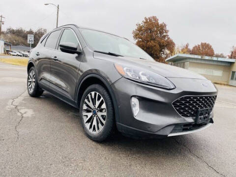 2020 Ford Escape Titanium