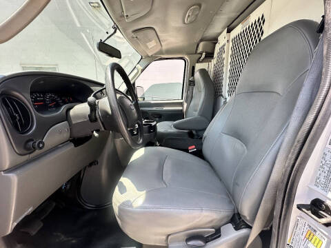 2006 Ford E-Series