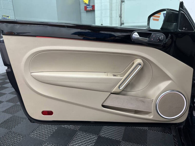 2019 Volkswagen Beetle Convertible 2.0T Final Edition SEL