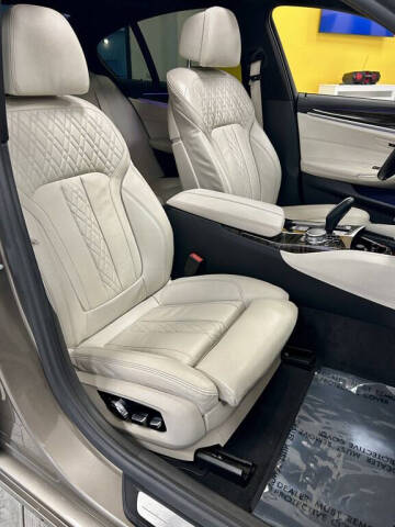 2017 BMW 5 Series 540i