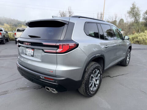 2024 GMC Acadia AT4
