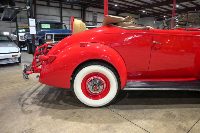 1937 Packard 120