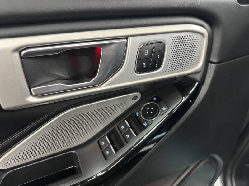 2022 Ford Explorer Platinum