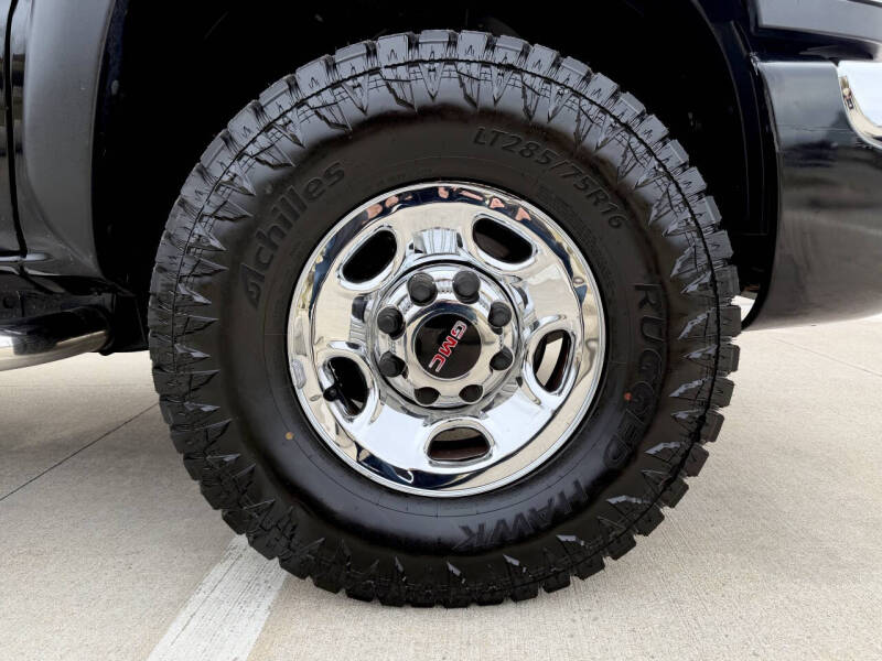 2003 GMC Sierra 2500HD SLT