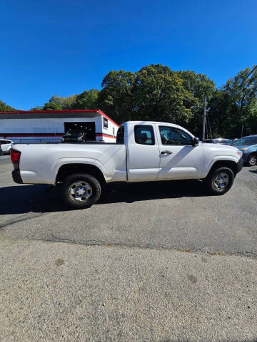 2018 Toyota Tacoma SR