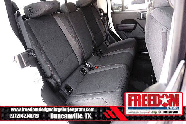 2025 Jeep Gladiator Sport S