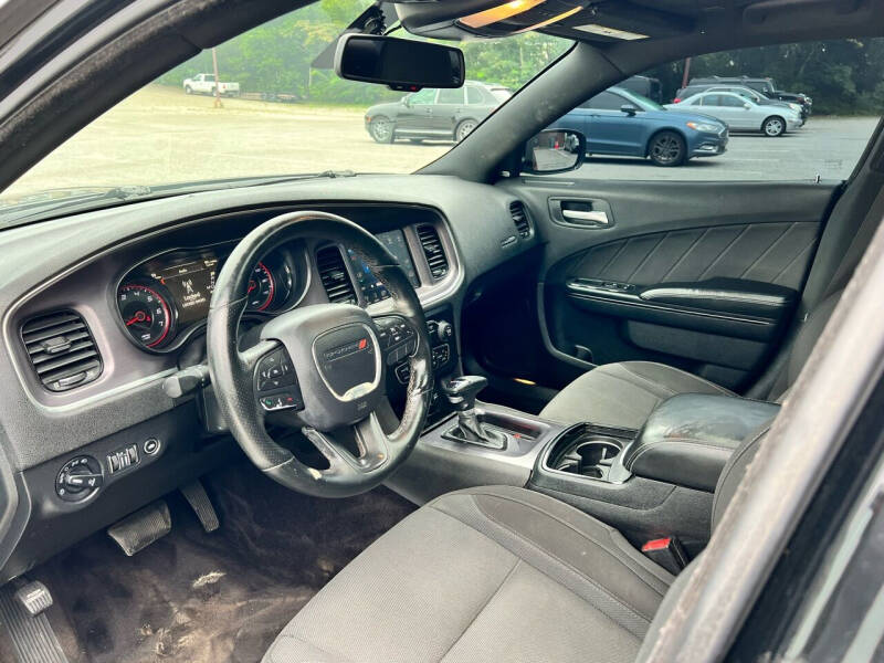 2017 Dodge Charger SXT