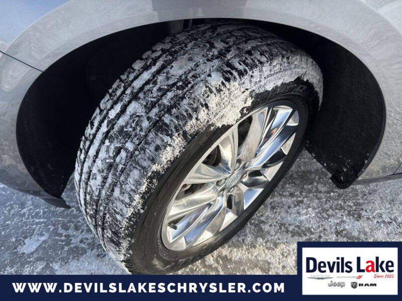 2021 Buick Enclave Essence