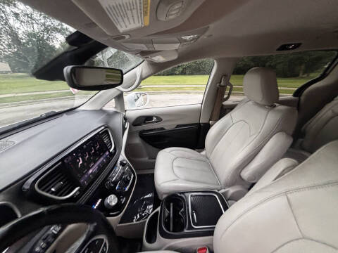 2021 Chrysler Pacifica Touring L